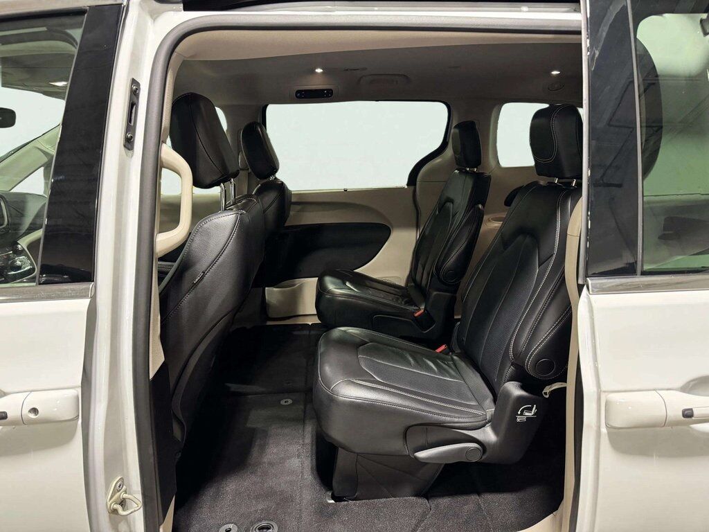 2022 Chrysler Pacifica Touring L San Clemente CA