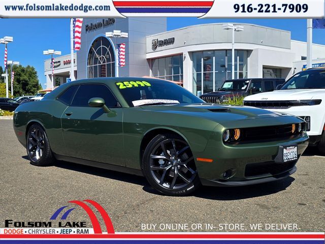2022 Dodge Challenger SXT 2022 Dodge Challenger SXT