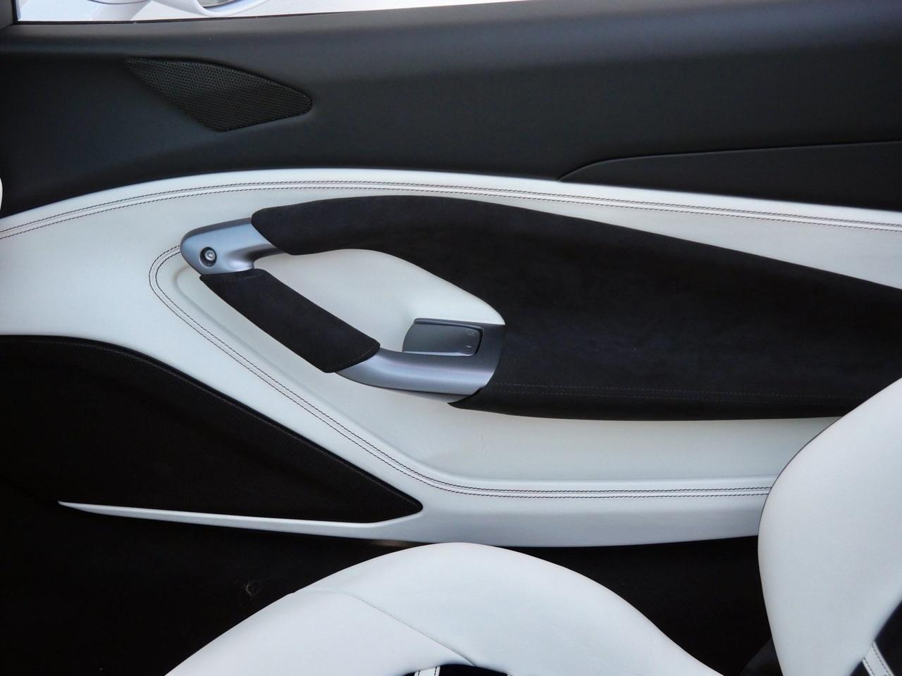 2022 Ferrari F8 Spider Lawrence KS