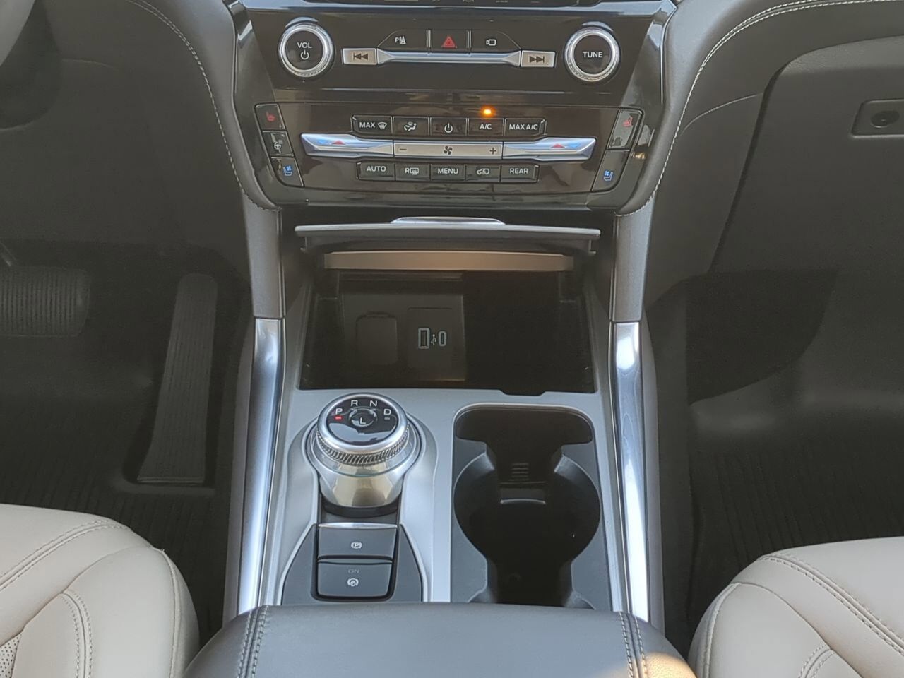 2022 Ford Explorer Platinum Appleton WI