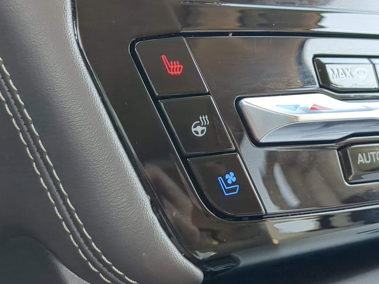 2022 Ford Explorer Platinum Appleton WI