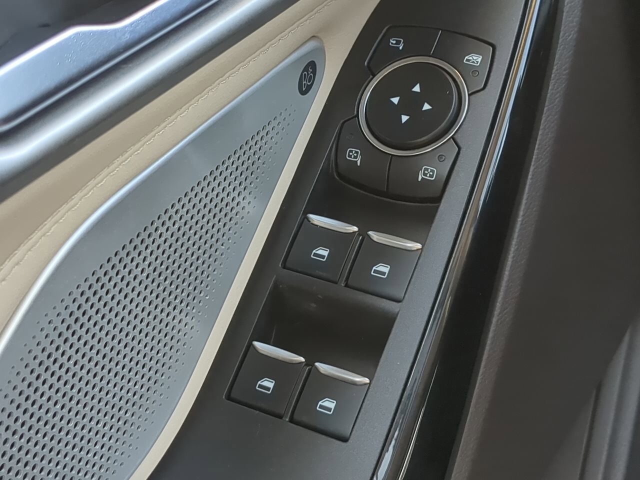 2022 Ford Explorer Platinum Appleton WI