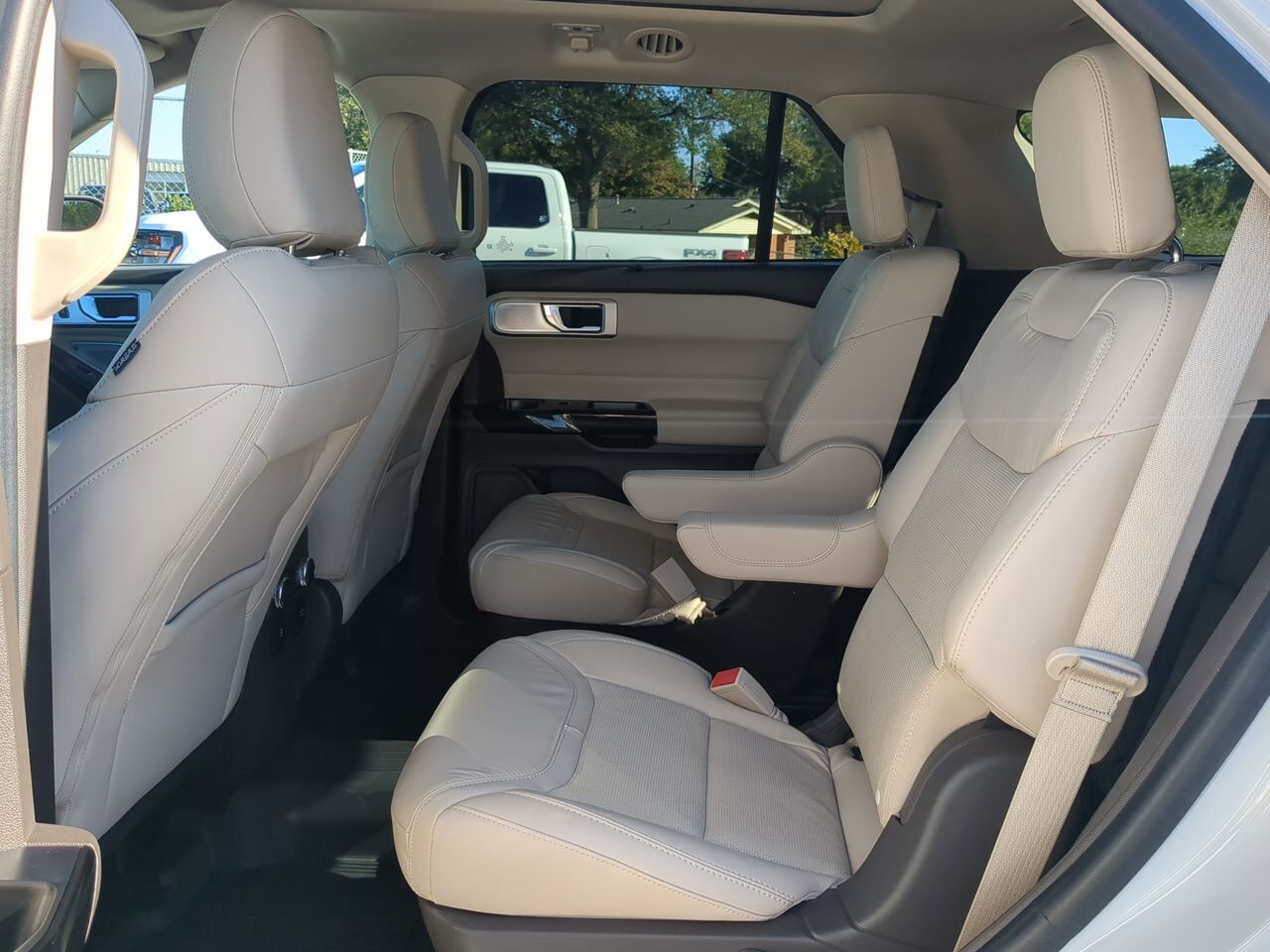 2022 Ford Explorer Platinum Appleton WI