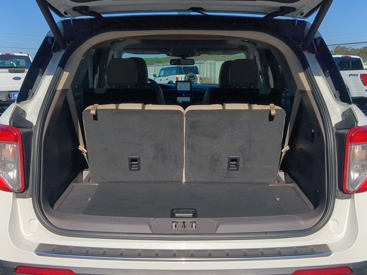2022 Ford Explorer Platinum Appleton WI