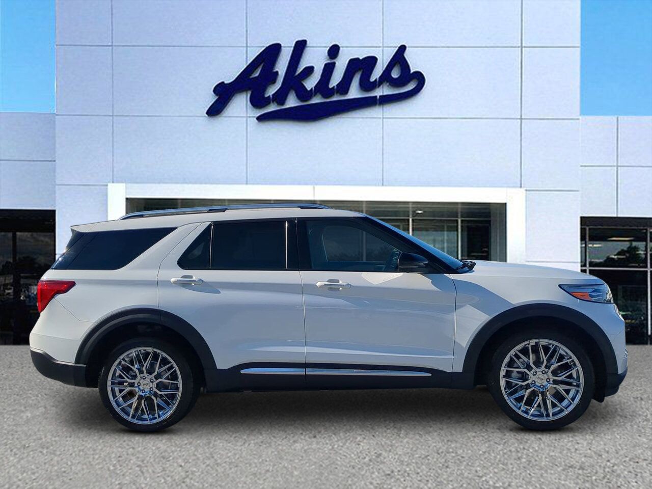 2022 Ford Explorer Platinum Appleton WI