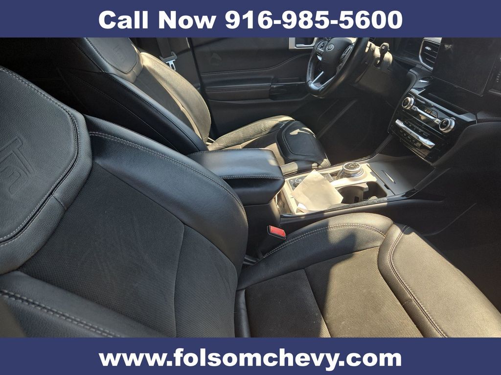 2022 Ford Explorer ST 2022 Ford Explorer ST