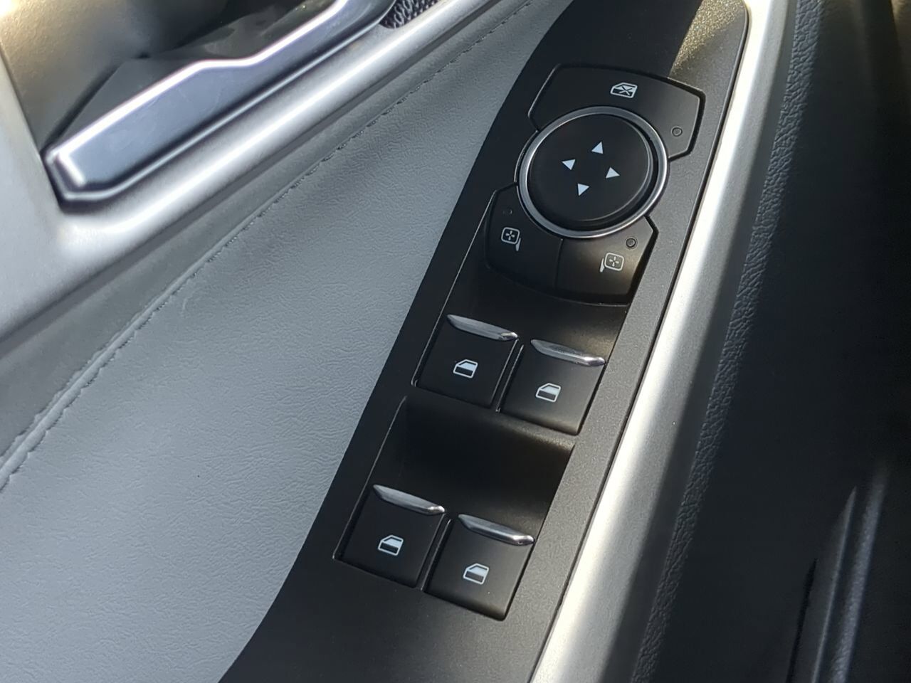 2022 Ford Explorer XLT Appleton WI