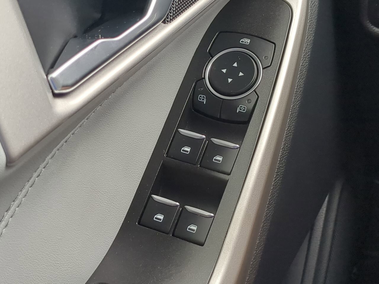 2022 Ford Explorer XLT Appleton WI