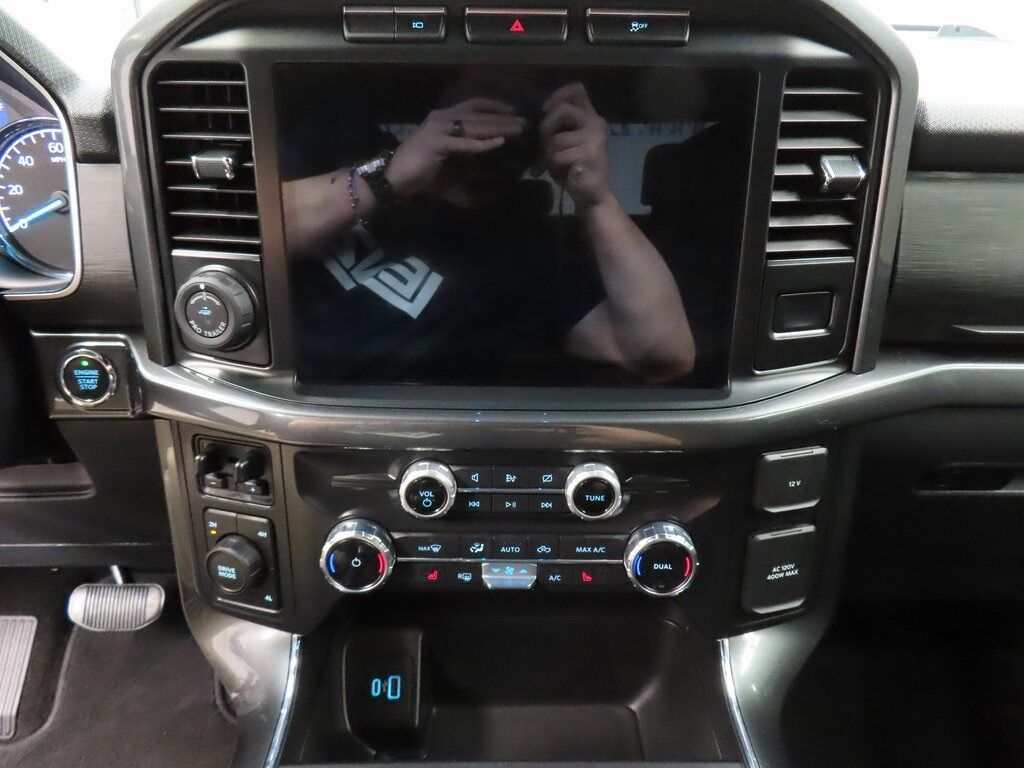 2022 Ford F-150 4x4 SuperCrew XLT Fond du Lac WI 2022 Ford F-150 4x4 SuperCrew XLT Fond du Lac WI