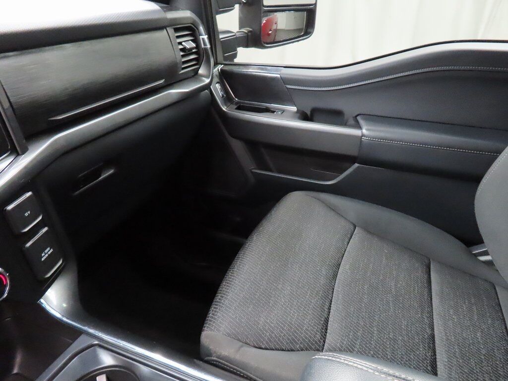 2022 Ford F-150 4x4 SuperCrew XLT Fond du Lac WI 2022 Ford F-150 4x4 SuperCrew XLT Fond du Lac WI