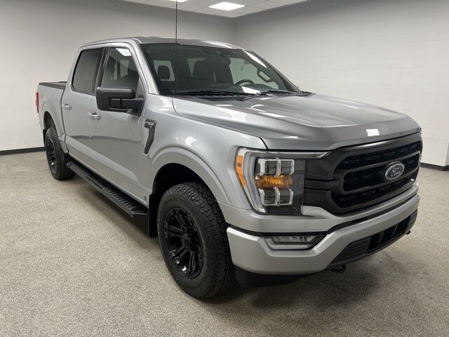 2022 Ford F-150 XLT's photo