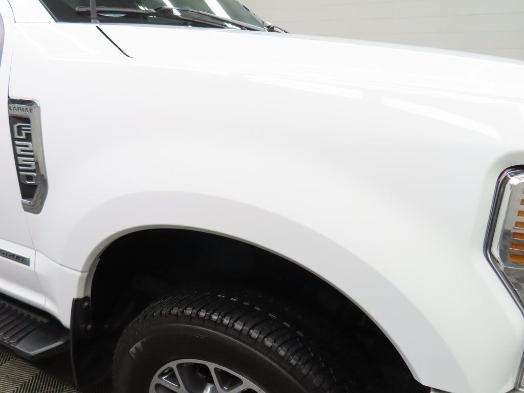 2022 Ford F-250 Super Duty 4x4 Crew Cab Lariat Fond du Lac WI 2022 Ford F-250 Super Duty 4x4 Crew Cab Lariat Fond du Lac WI