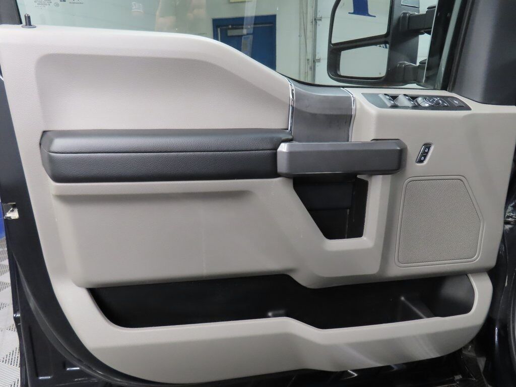 2022 Ford F-250 Super Duty 4x4 Crew Cab XLT Fond du Lac WI 2022 Ford F-250 Super Duty 4x4 Crew Cab XLT Fond du Lac WI