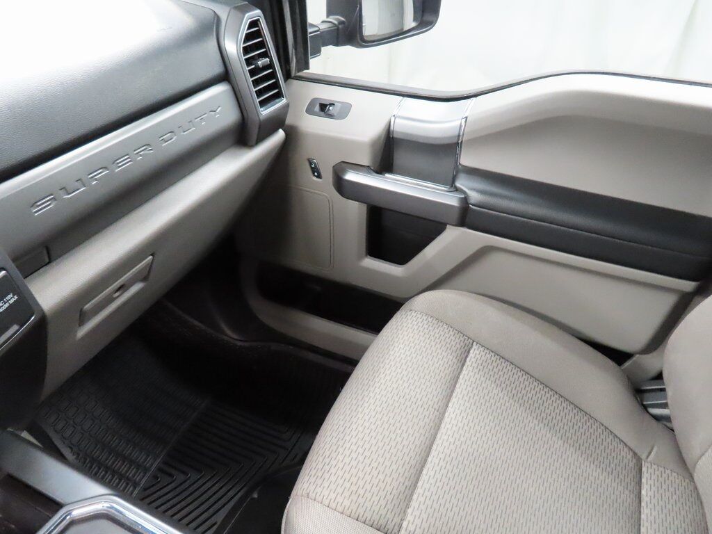 2022 Ford F-250 Super Duty 4x4 Crew Cab XLT Fond du Lac WI 2022 Ford F-250 Super Duty 4x4 Crew Cab XLT Fond du Lac WI