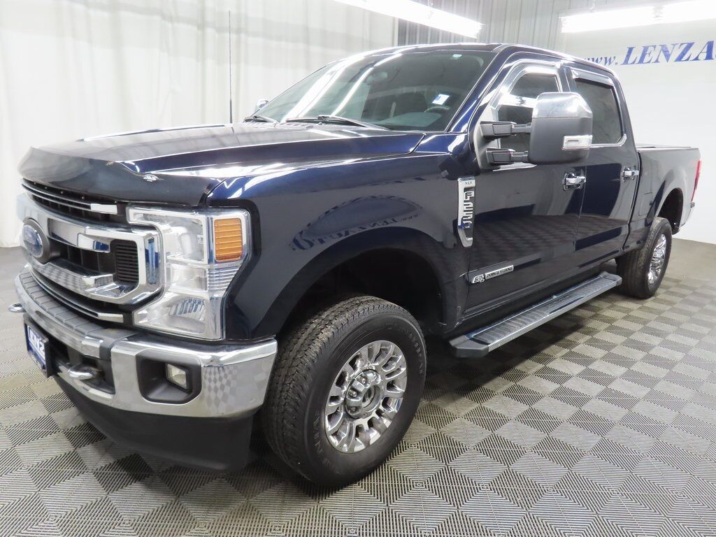 2022 Ford F-250 Super Duty 4x4 Crew Cab XLT Fond du Lac WI 2022 Ford F-250 Super Duty 4x4 Crew Cab XLT Fond du Lac WI