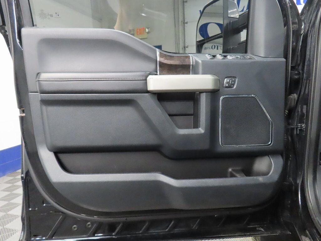 2022 Ford F-350 Super Duty 4x4 Crew Cab Lariat SRW Fond du Lac WI 2022 Ford F-350 Super Duty 4x4 Crew Cab Lariat SRW Fond du Lac WI