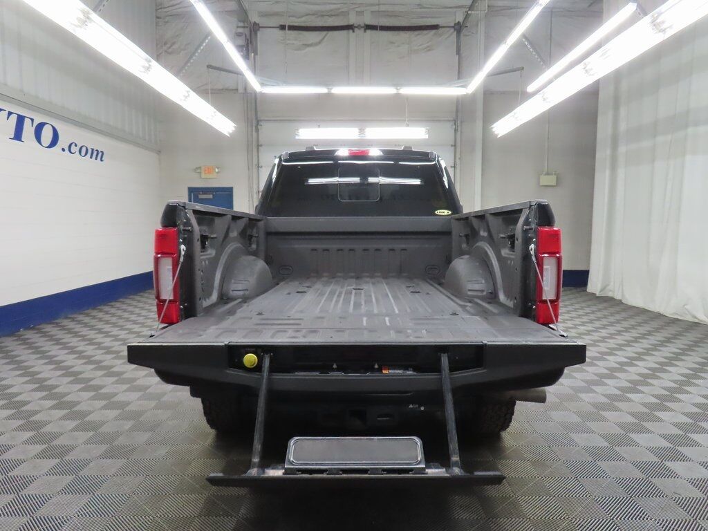 2022 Ford F-350 Super Duty 4x4 Crew Cab Lariat SRW Fond du Lac WI 2022 Ford F-350 Super Duty 4x4 Crew Cab Lariat SRW Fond du Lac WI