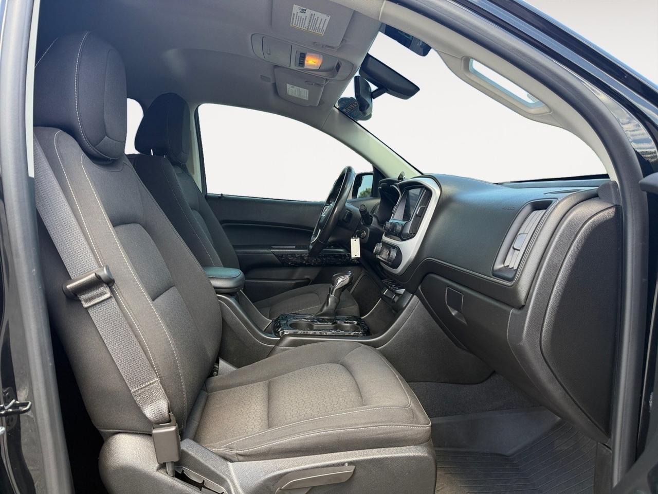 2022 GMC Canyon 4WD Elevation, TONNEAU COVER, APPLE CARPLAY/ANDROID AUTO, POWER MIRRORS, POWER SLIDING REAR WINDOW, BACKUP CAMERA, WIFI, NAVIGATION, CORNER REAR BUMPER STEP, TOW PACKAGE, BED LINER, ONLY 1 OWNER, CLEAN CARFAX! Norfolk VA 2022 GMC Canyon 4WD Elevation, TONNEAU COVER, APPLE CARPLAY/ANDROID AUTO, POWER MIRRORS, POWER SLIDING REAR WINDOW, BACKUP CAMERA, WIFI, NAVIGATION, CORNER REAR BUMPER STEP, TOW PACKAGE, BED LINER, ONLY 1 OWNER, CLEAN CARFAX! Norfolk VA