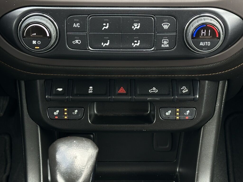 2022 GMC Canyon AT4 w/Leather San Clemente CA 2022 GMC Canyon AT4 w/Leather San Clemente CA