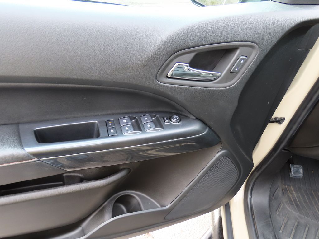 2022 GMC Canyon AT4 w/Leather