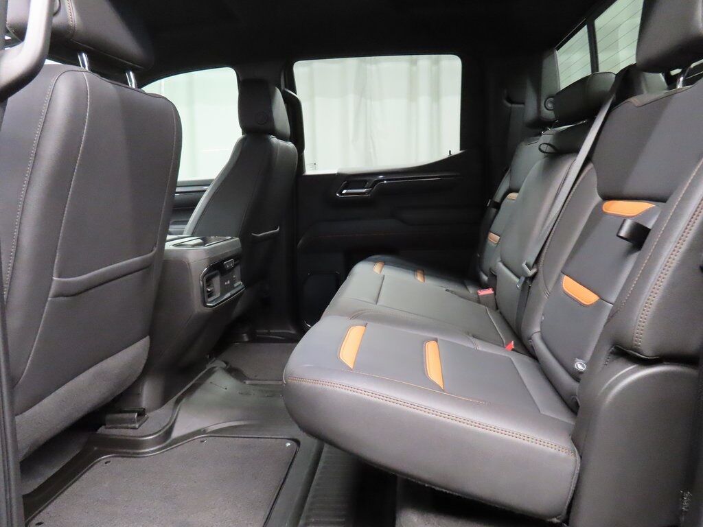 2022 GMC Sierra 1500 4x4 Crew Cab AT4 Fond du Lac WI 2022 GMC Sierra 1500 4x4 Crew Cab AT4 Fond du Lac WI