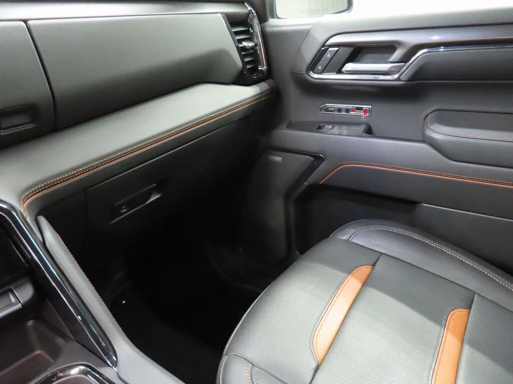 2022 GMC Sierra 1500 4x4 Crew Cab AT4 Fond du Lac WI 2022 GMC Sierra 1500 4x4 Crew Cab AT4 Fond du Lac WI