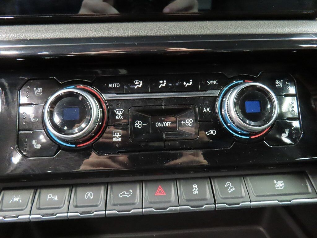 2022 GMC Sierra 1500 4x4 Crew Cab AT4 Fond du Lac WI 2022 GMC Sierra 1500 4x4 Crew Cab AT4 Fond du Lac WI