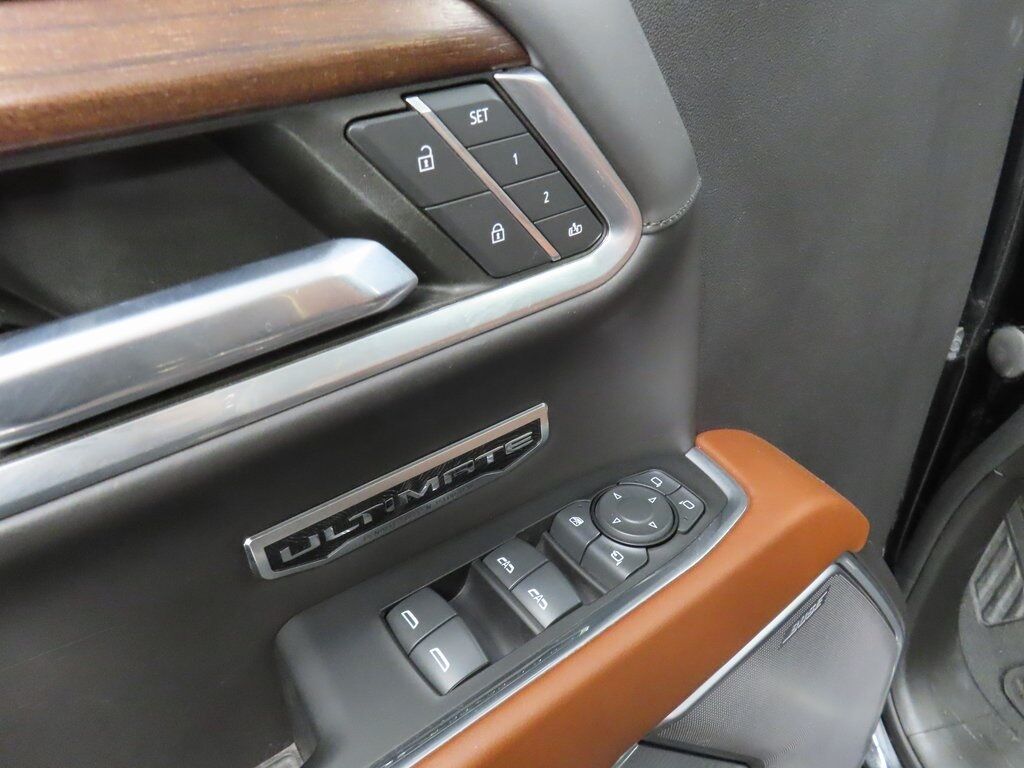 2022 GMC Sierra 1500 4x4 Crew Cab Denali Ultimate Fond du Lac WI 2022 GMC Sierra 1500 4x4 Crew Cab Denali Ultimate Fond du Lac WI