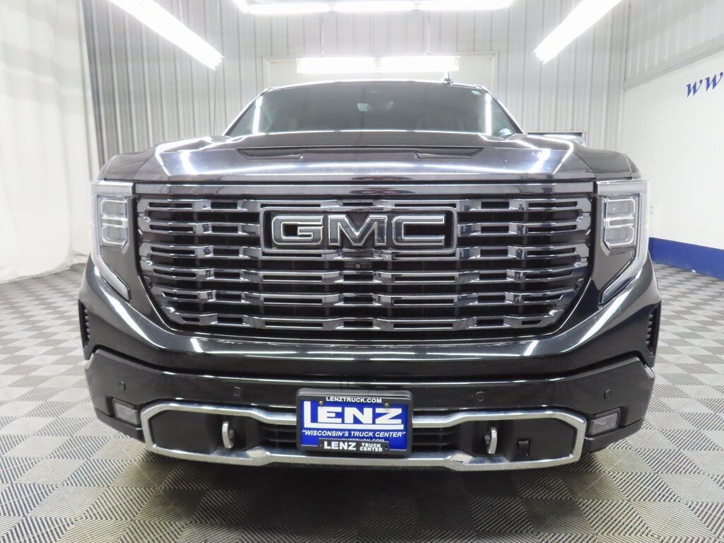 2022 GMC Sierra 1500 4x4 Crew Cab Denali Ultimate Fond du Lac WI 2022 GMC Sierra 1500 4x4 Crew Cab Denali Ultimate Fond du Lac WI