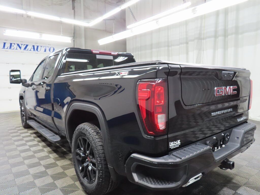 2022 GMC Sierra 1500 4x4 Crew Cab Elevation Fond du Lac WI 2022 GMC Sierra 1500 4x4 Crew Cab Elevation Fond du Lac WI