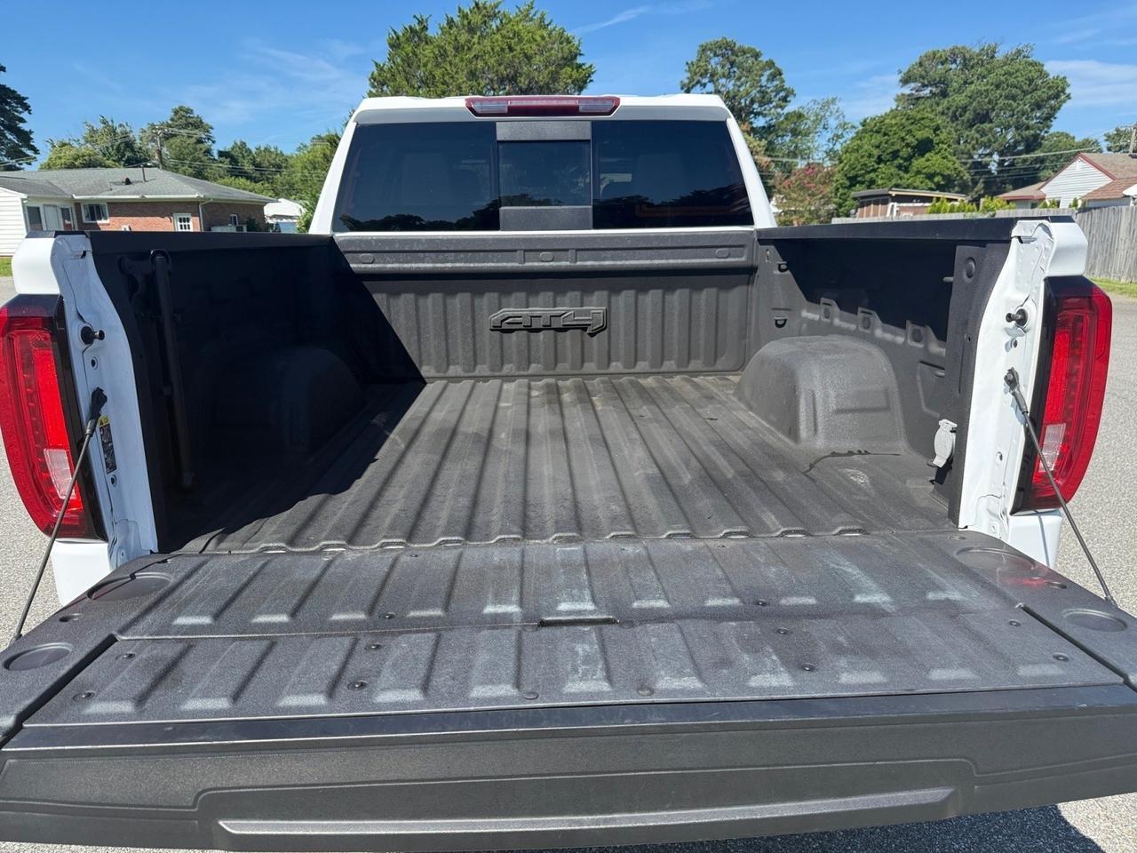 2022 GMC Sierra 1500 AT4, HEATED/VENTILATED FRONT SEATS, HEATED REAR SEATS, UNIVERSAL GARAGE DOOR OPENER, APPLE CARPLAY/ANDROID AUTO, SUNROOF, BACKUP CAMERA, HEATED STEERING WHEEL, POWER FOLDING MIRRORS, WIFI, BOSE SPEAKERS, BED LINER, TOW PACKAGE, HEATED MIRRORS, ONLY 1 Norfolk VA 2022 GMC Sierra 1500 AT4, HEATED/VENTILATED FRONT SEATS, HEATED REAR SEATS, UNIVERSAL GARAGE DOOR OPENER, APPLE CARPLAY/ANDROID AUTO, SUNROOF, BACKUP CAMERA, HEATED STEERING WHEEL, POWER FOLDING MIRRORS, WIFI, BOSE SPEAKERS, BED LINER, TOW PACKAGE, HEATED MIRRORS, ONLY 1 Norfolk VA