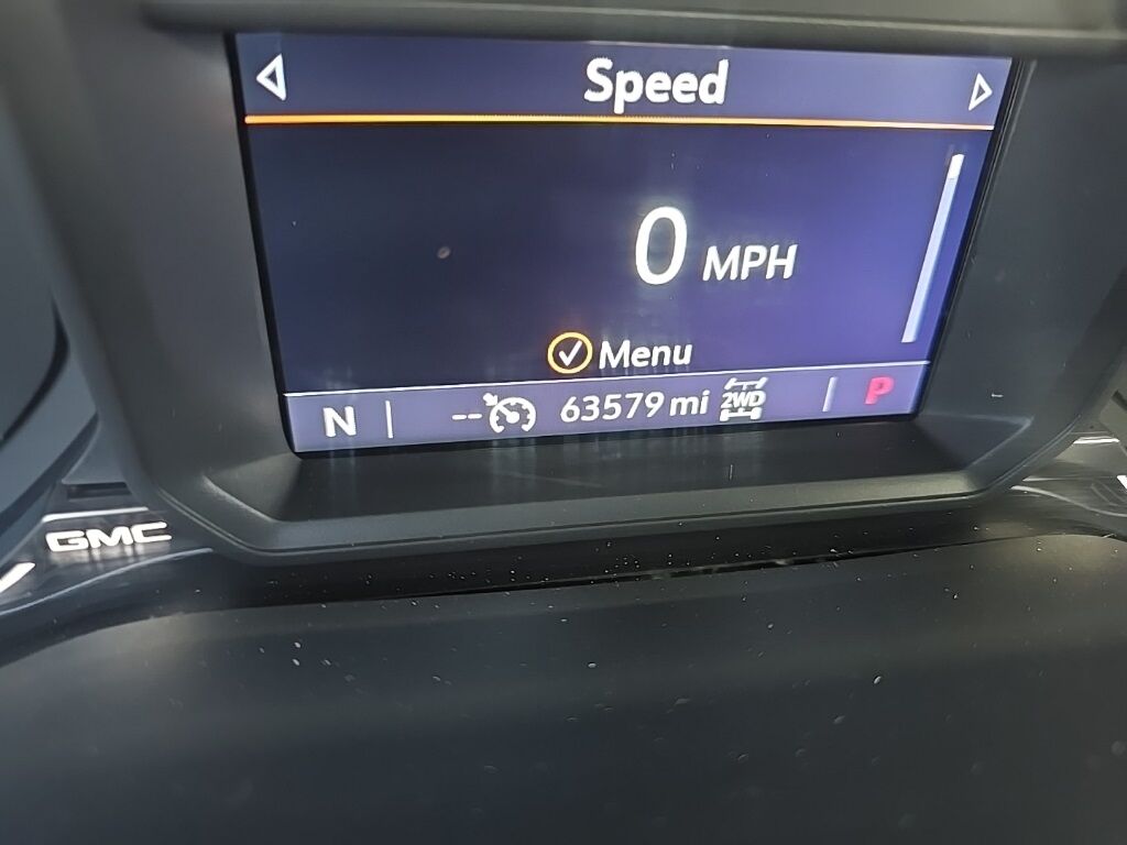 2022 GMC Sierra 1500 Limited 4x4 Crew Cab AT4 Fond du Lac WI 2022 GMC Sierra 1500 Limited 4x4 Crew Cab AT4 Fond du Lac WI