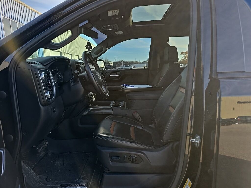 2022 GMC Sierra 1500 Limited 4x4 Crew Cab AT4 Fond du Lac WI 2022 GMC Sierra 1500 Limited 4x4 Crew Cab AT4 Fond du Lac WI