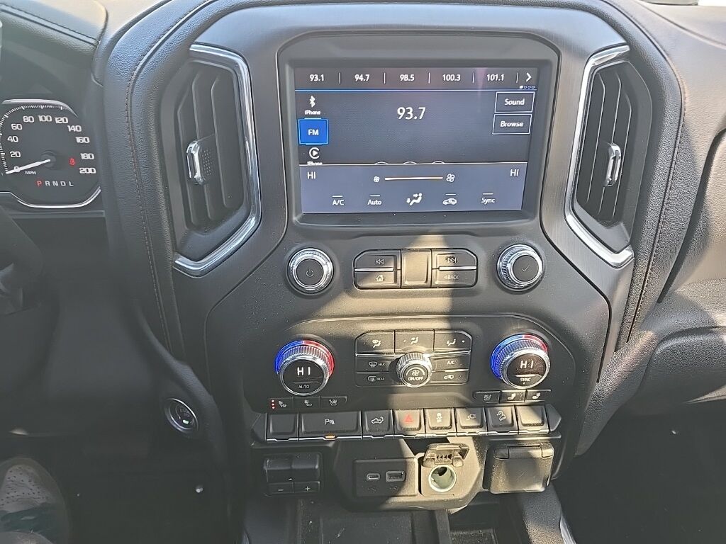 2022 GMC Sierra 1500 Limited 4x4 Crew Cab AT4 Fond du Lac WI 2022 GMC Sierra 1500 Limited 4x4 Crew Cab AT4 Fond du Lac WI