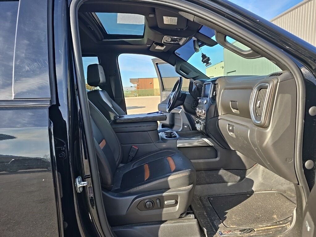 2022 GMC Sierra 1500 Limited 4x4 Crew Cab AT4 Fond du Lac WI 2022 GMC Sierra 1500 Limited 4x4 Crew Cab AT4 Fond du Lac WI