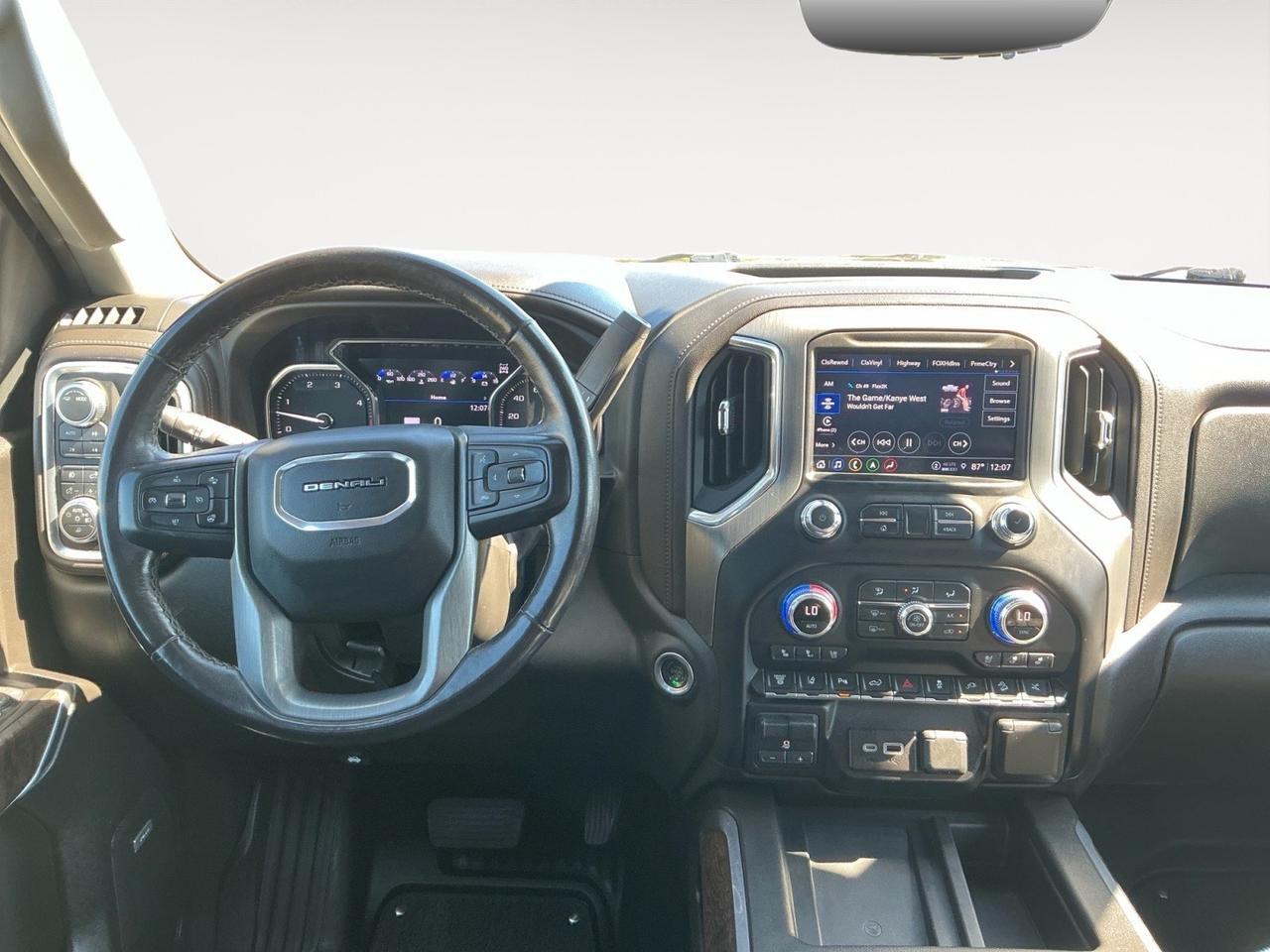 2022 GMC Sierra 2500HD Denali, HEATED/VENTILATED SEATS, SUNROOF, APPLE CARPLAY/ANDROID AUTO, POWER SLIDING REAR WINDOW, RUNNING BOARDS, TOW PACKAGE, BED LINER, BACKUP CAMERA, POWER FOLDING MIRRORS, HEATED REAR SEATS, TOW HOOKS, CLEAN CARFAX, ONLY 1 OWNER, THIS GMC HAS IT A Norfolk VA 2022 GMC Sierra 2500HD Denali, HEATED/VENTILATED SEATS, SUNROOF, APPLE CARPLAY/ANDROID AUTO, POWER SLIDING REAR WINDOW, RUNNING BOARDS, TOW PACKAGE, BED LINER, BACKUP CAMERA, POWER FOLDING MIRRORS, HEATED REAR SEATS, TOW HOOKS, CLEAN CARFAX, ONLY 1 OWNER, THIS GMC HAS IT A Norfolk VA