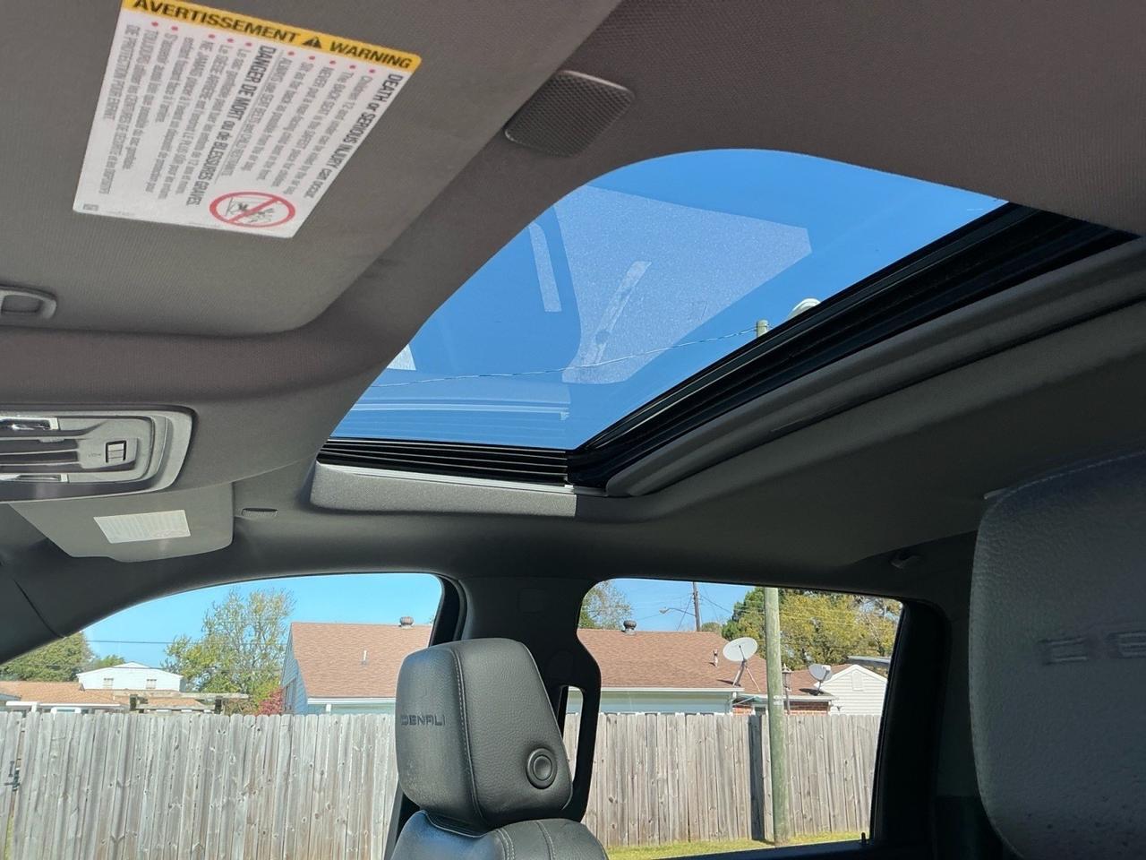 2022 GMC Sierra 2500HD Denali, HEATED/VENTILATED SEATS, SUNROOF, APPLE CARPLAY/ANDROID AUTO, POWER SLIDING REAR WINDOW, RUNNING BOARDS, TOW PACKAGE, BED LINER, BACKUP CAMERA, POWER FOLDING MIRRORS, HEATED REAR SEATS, TOW HOOKS, CLEAN CARFAX, ONLY 1 OWNER, THIS GMC HAS IT A Norfolk VA 2022 GMC Sierra 2500HD Denali, HEATED/VENTILATED SEATS, SUNROOF, APPLE CARPLAY/ANDROID AUTO, POWER SLIDING REAR WINDOW, RUNNING BOARDS, TOW PACKAGE, BED LINER, BACKUP CAMERA, POWER FOLDING MIRRORS, HEATED REAR SEATS, TOW HOOKS, CLEAN CARFAX, ONLY 1 OWNER, THIS GMC HAS IT A Norfolk VA