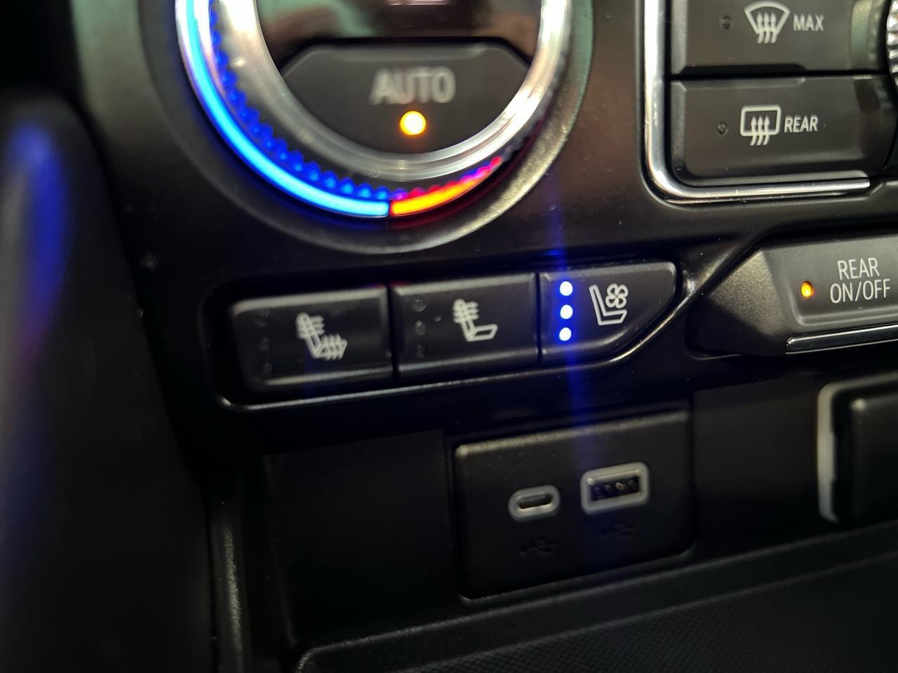 2022 GMC Yukon AT4, 6.2L, Power Boards, Pano Roof, Buckets Houston TX 2022 GMC Yukon AT4, 6.2L, Power Boards, Pano Roof, Buckets Houston TX