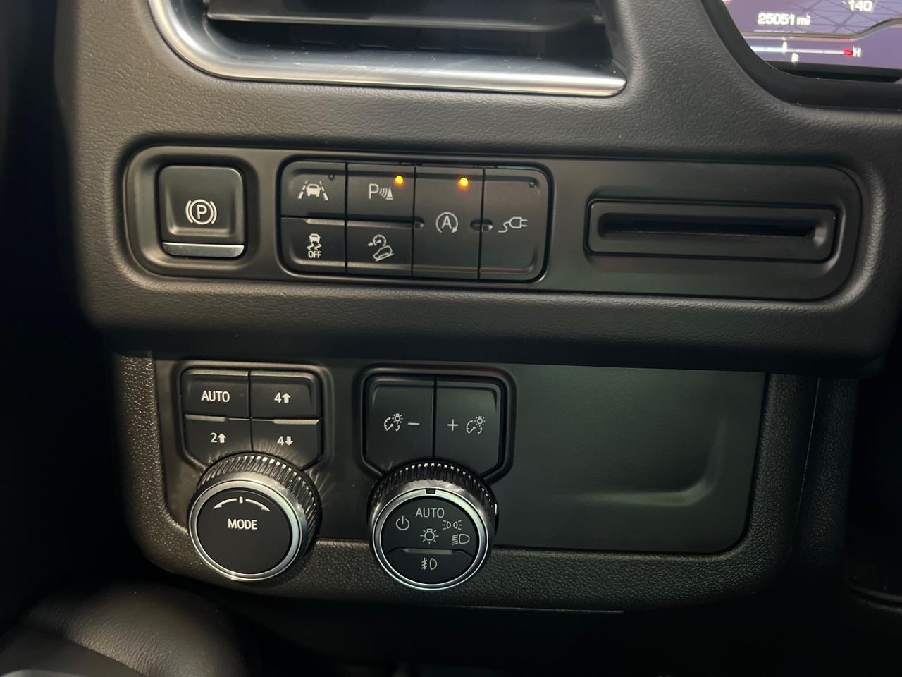 2022 GMC Yukon AT4, 6.2L, Power Boards, Pano Roof, Buckets Houston TX 2022 GMC Yukon AT4, 6.2L, Power Boards, Pano Roof, Buckets Houston TX