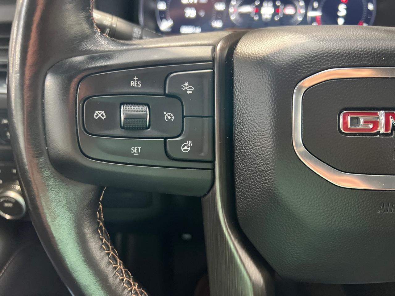 2022 GMC Yukon AT4, 6.2L, Power Boards, Pano Roof, Buckets Houston TX 2022 GMC Yukon AT4, 6.2L, Power Boards, Pano Roof, Buckets Houston TX