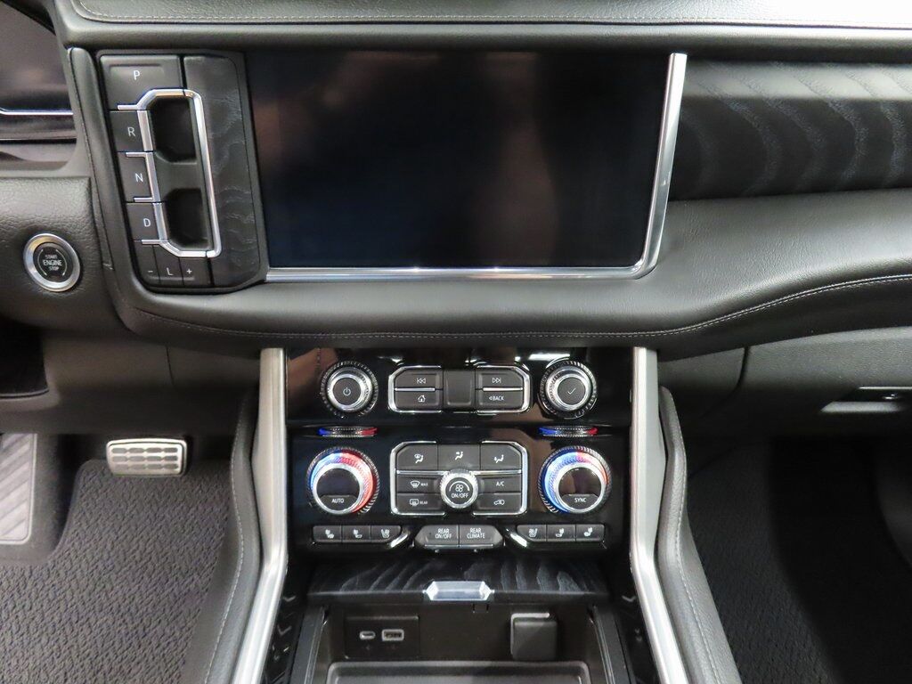 2022 GMC Yukon Denali 4WD 7 Passenger Fond du Lac WI 2022 GMC Yukon Denali 4WD 7 Passenger Fond du Lac WI