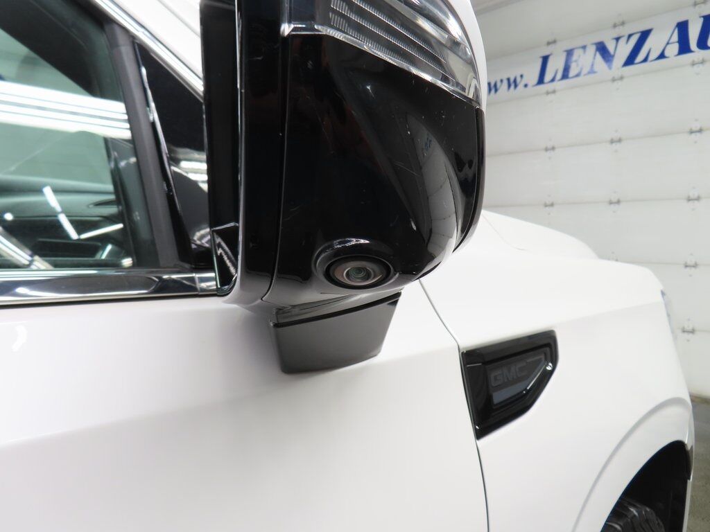 2022 GMC Yukon Denali 4WD Fond du Lac WI