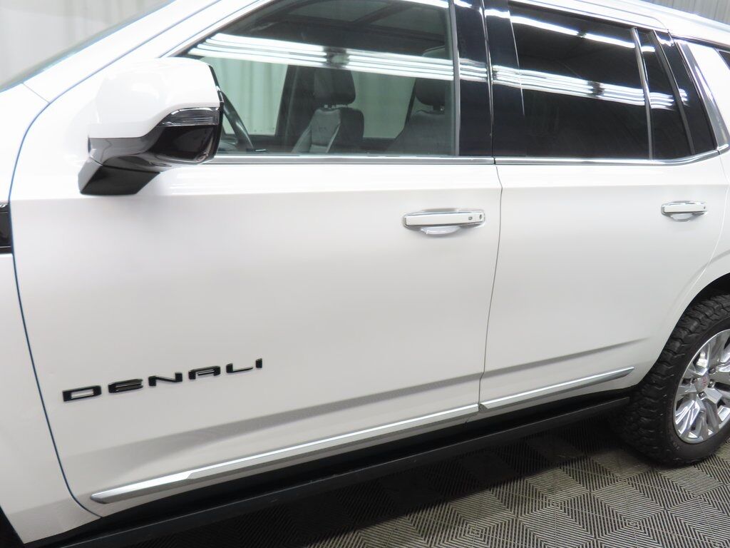 2022 GMC Yukon Denali 4WD Fond du Lac WI