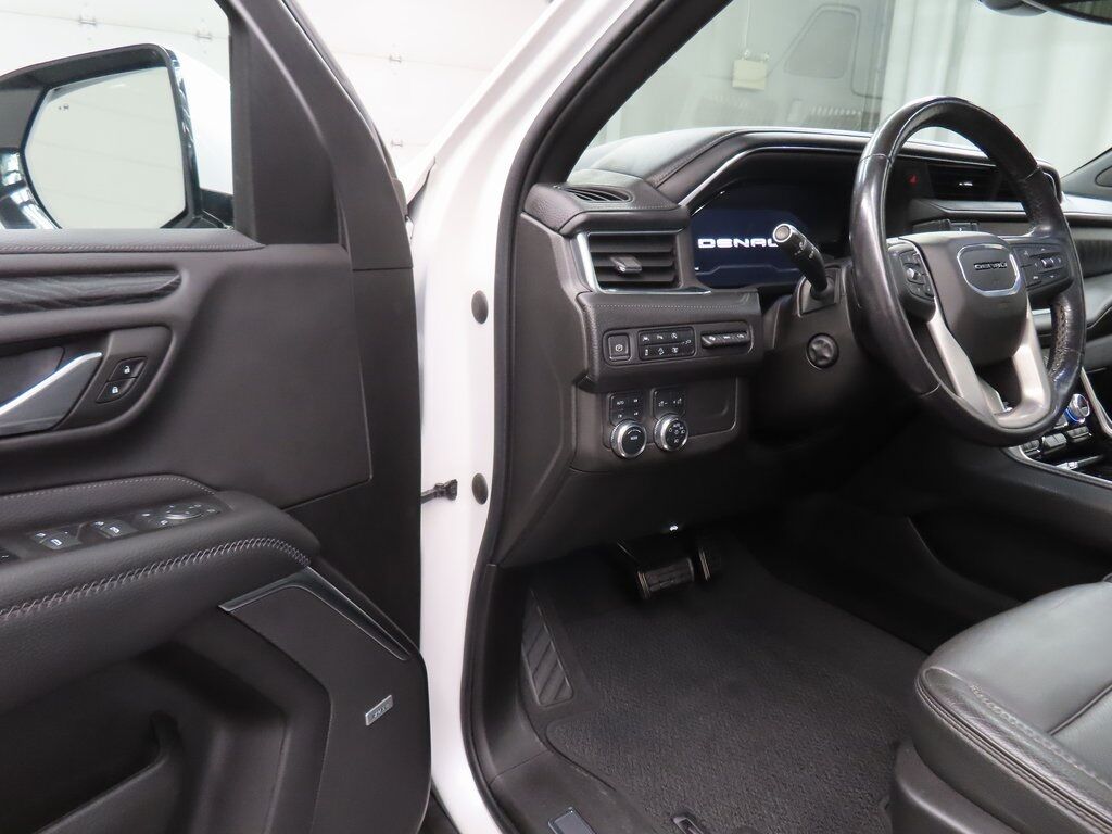 2022 GMC Yukon Denali 4WD Fond du Lac WI