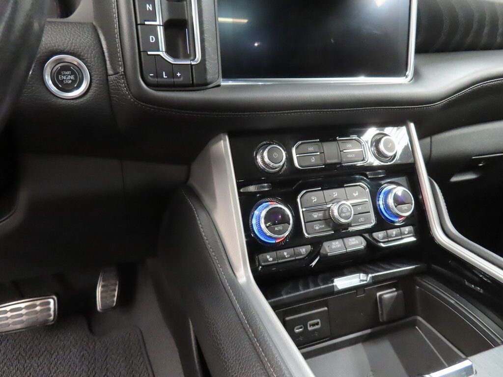 2022 GMC Yukon Denali 4WD Fond du Lac WI