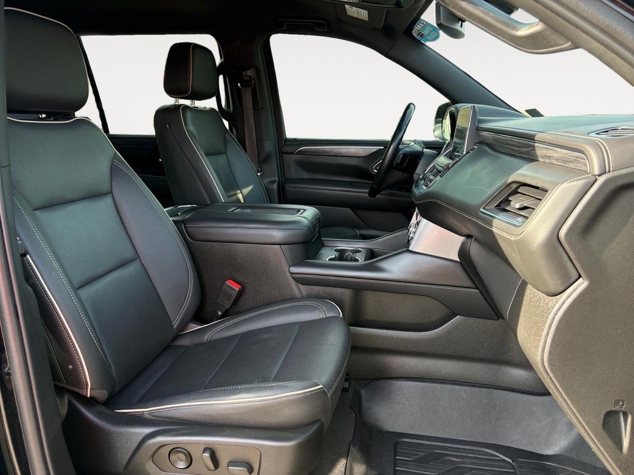 2022 GMC Yukon XL SLT 4X4 DURAMAX DIESEL, POWER LIFTGATE, RUNNING BOARDS, LANE KEEP ASSIST, BLIND SPOT ALERT, APPLE CARPLAY/ANDROID AUTO, HD BACKUP CAMERA, HEATED AND COOLED SEATS, YUKON DRIVE THIS HOME TODAY! Virginia Beach VA 2022 GMC Yukon XL SLT 4X4 DURAMAX DIESEL, POWER LIFTGATE, RUNNING BOARDS, LANE KEEP ASSIST, BLIND SPOT ALERT, APPLE CARPLAY/ANDROID AUTO, HD BACKUP CAMERA, HEATED AND COOLED SEATS, YUKON DRIVE THIS HOME TODAY! Virginia Beach VA