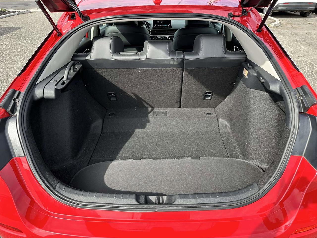 2022 Honda Civic Hatchback EX-L Clifton Park NY