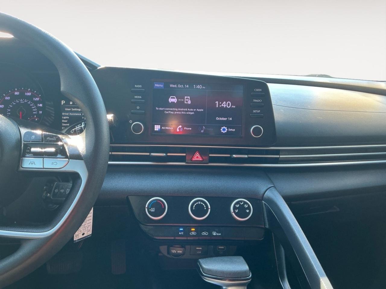 2022 Hyundai Elantra SE, APPLE CARPLAY/ANDROID AUTO, NAVIGATION, BACKUP CAMERA, POWER MIRRORS, REMOTE KEYLESS ENTRY, BLUETOOTH, GREAT GAS MILEAGE, THIS IS AN AFFORDABLE AND RELIABLE INVESTMENT! Norfolk VA 2022 Hyundai Elantra SE, APPLE CARPLAY/ANDROID AUTO, NAVIGATION, BACKUP CAMERA, POWER MIRRORS, REMOTE KEYLESS ENTRY, BLUETOOTH, GREAT GAS MILEAGE, THIS IS AN AFFORDABLE AND RELIABLE INVESTMENT! Norfolk VA
