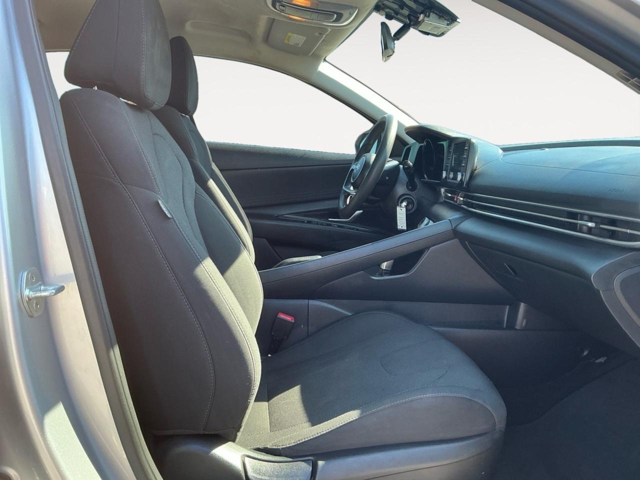 2022 Hyundai Elantra SE, APPLE CARPLAY/ANDROID AUTO, NAVIGATION, BACKUP CAMERA, POWER MIRRORS, REMOTE KEYLESS ENTRY, BLUETOOTH, GREAT GAS MILEAGE, THIS IS AN AFFORDABLE AND RELIABLE INVESTMENT! Norfolk VA 2022 Hyundai Elantra SE, APPLE CARPLAY/ANDROID AUTO, NAVIGATION, BACKUP CAMERA, POWER MIRRORS, REMOTE KEYLESS ENTRY, BLUETOOTH, GREAT GAS MILEAGE, THIS IS AN AFFORDABLE AND RELIABLE INVESTMENT! Norfolk VA