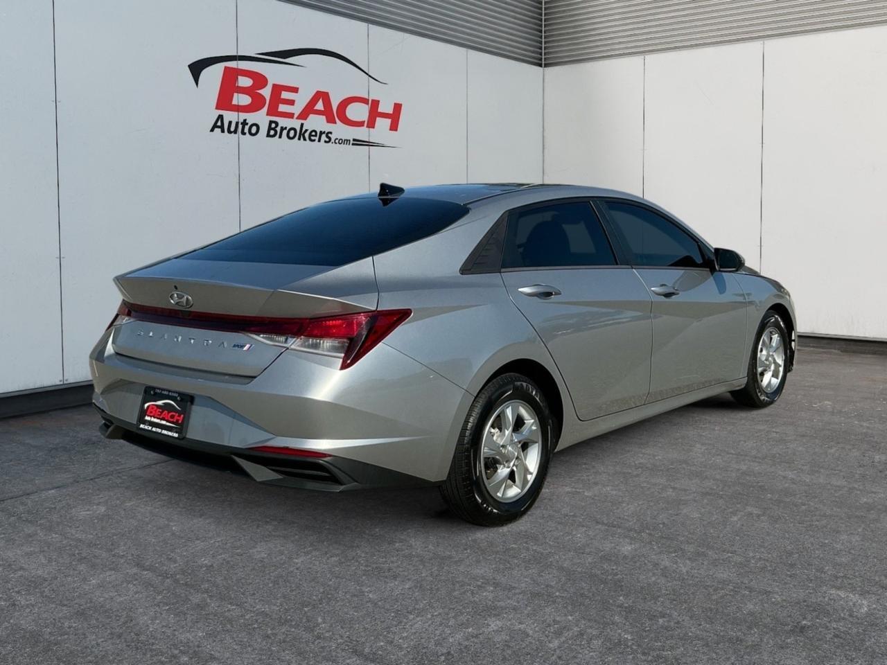 2022 Hyundai Elantra SE, APPLE CARPLAY/ANDROID AUTO, NAVIGATION, BACKUP CAMERA, POWER MIRRORS, REMOTE KEYLESS ENTRY, BLUETOOTH, GREAT GAS MILEAGE, THIS IS AN AFFORDABLE AND RELIABLE INVESTMENT! Norfolk VA 2022 Hyundai Elantra SE, APPLE CARPLAY/ANDROID AUTO, NAVIGATION, BACKUP CAMERA, POWER MIRRORS, REMOTE KEYLESS ENTRY, BLUETOOTH, GREAT GAS MILEAGE, THIS IS AN AFFORDABLE AND RELIABLE INVESTMENT! Norfolk VA